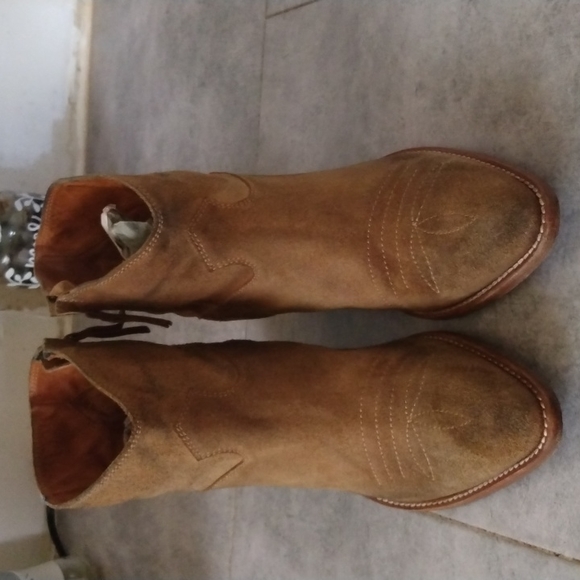 Boots CHUCKIES - Picture 2 of 8